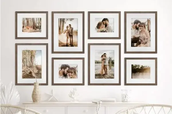 Cara Pajang Foto Di Dinding Ruang Tamu Biar Estetik Dan Gak Kelihatan Berantakan