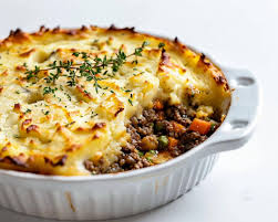 Cara Masak Shepherd’s Pie Inggris Asli yang Lembut dan Creamy di Rumah